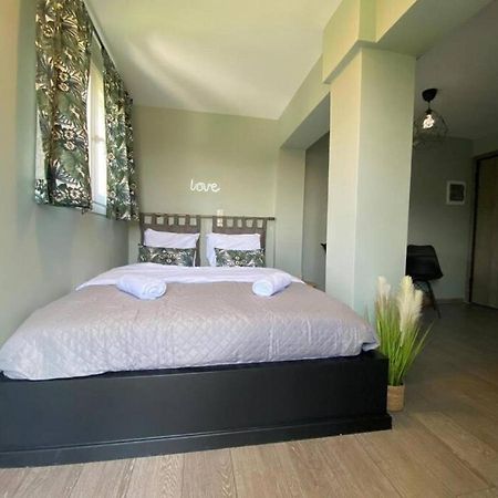 Rooftop Apartment With Garden In Янина Екстериор снимка