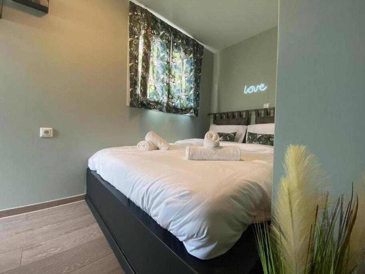 Rooftop Apartment With Garden In Янина Екстериор снимка