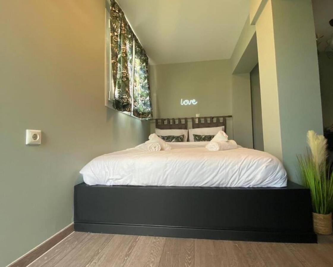 Rooftop Apartment With Garden In Янина Екстериор снимка